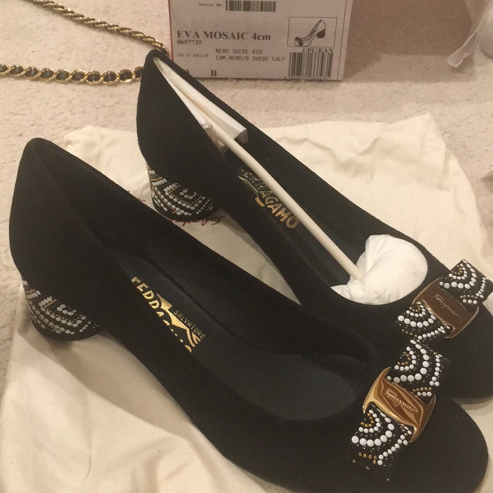 Ferragamo Eva mosaic kitten pump
